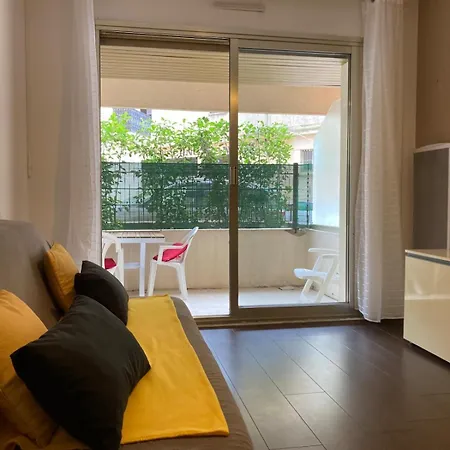 Pause Riviera Avec Terrasse, A 300 Metres De La Apartamento Cannes